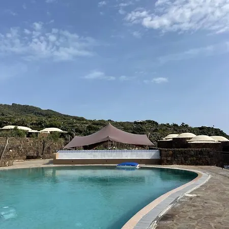 Otel Kirani