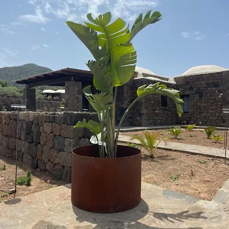 Otel Kirani *